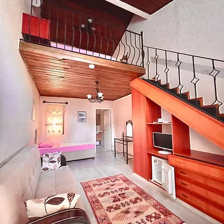 Beachwood Отель Мармарис