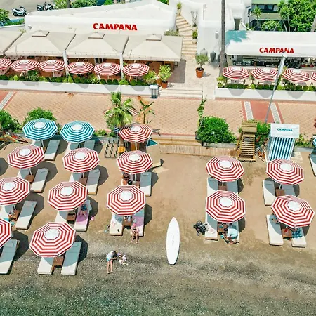 Отель Beachwood *